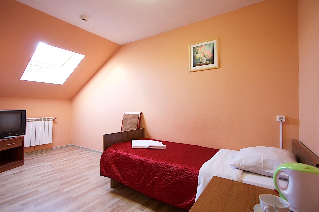 Hotel Esenin Riazán Habitación foto